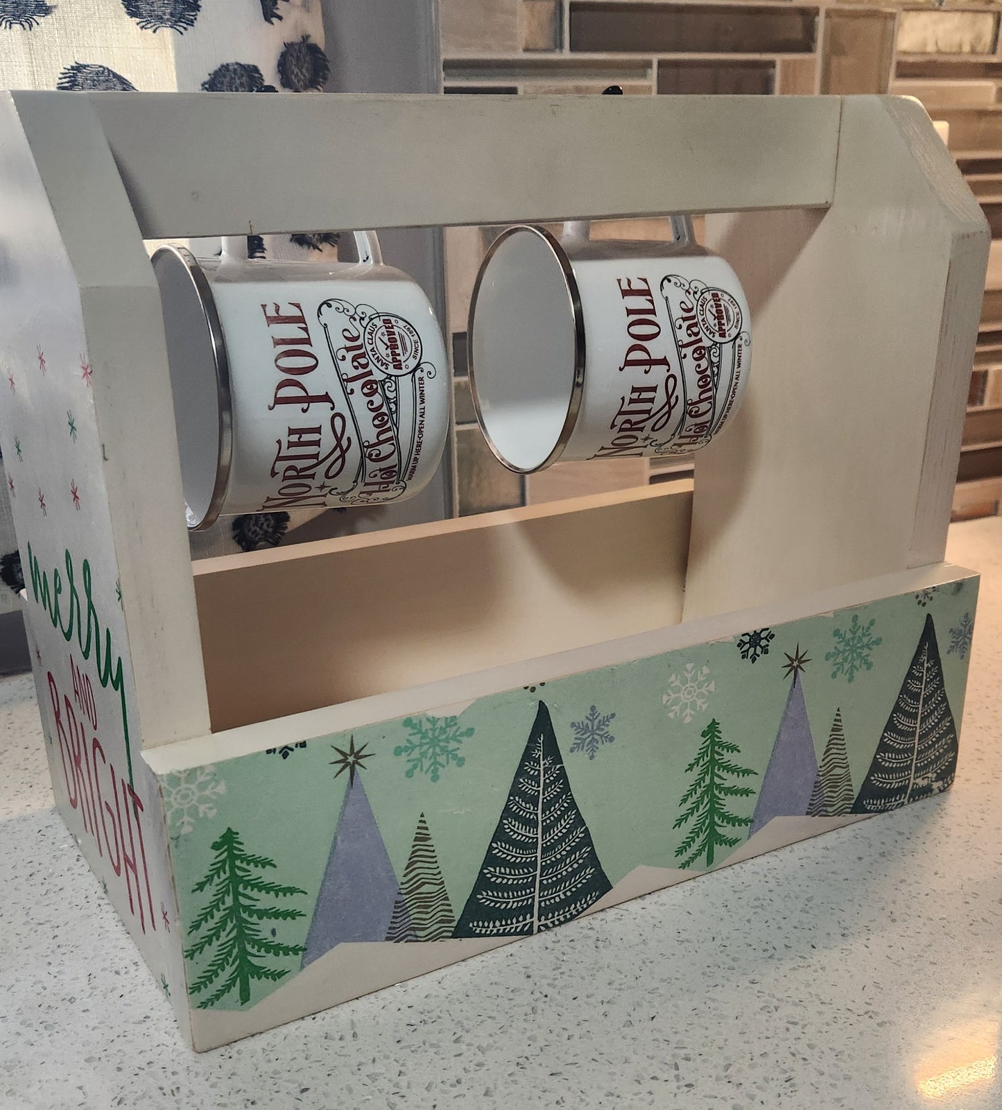 White Xmas crate for hot chocolate
