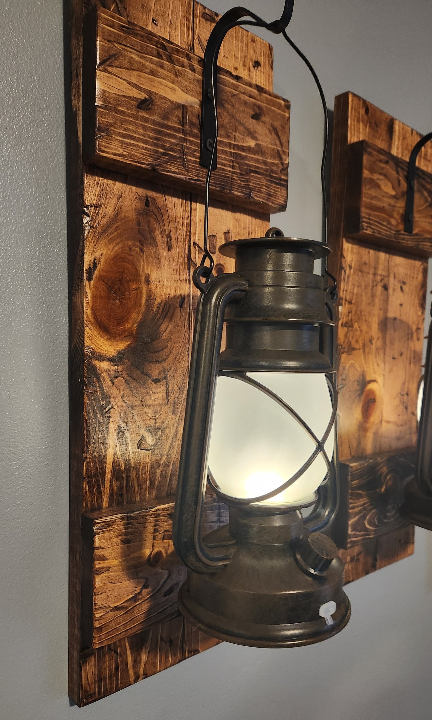 Pair of Vintage lanterns wall sconce