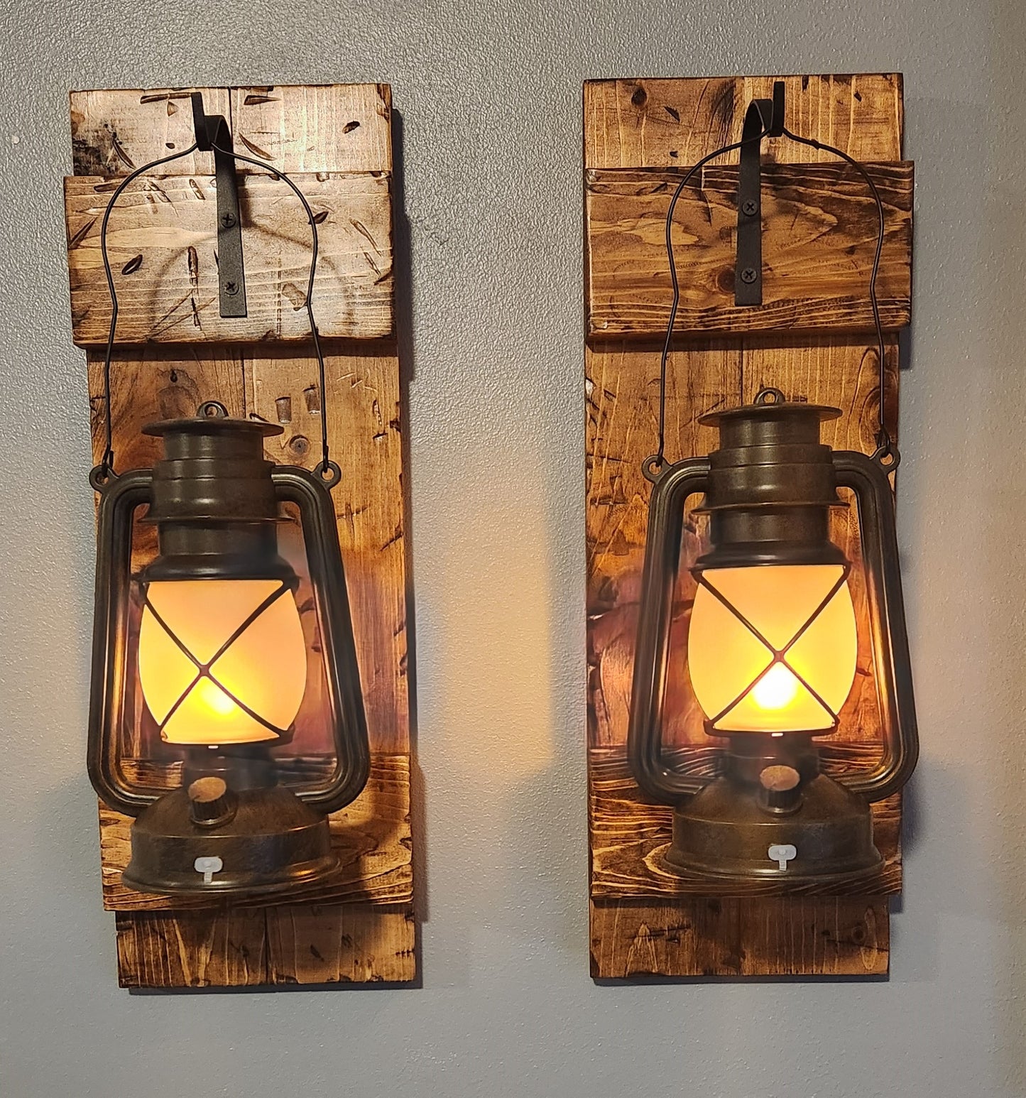 Pair of Vintage lanterns wall sconce